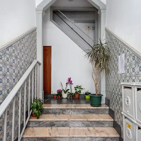 Pateo Renato Baptista 2-br In Arroios