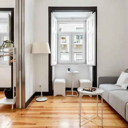 Pateo Renato Baptista 2-br In Arroios Appartement Lissabon