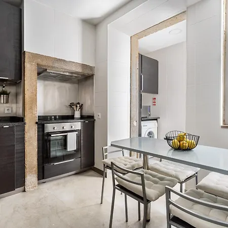 Pateo Renato Baptista 2-br In Arroios