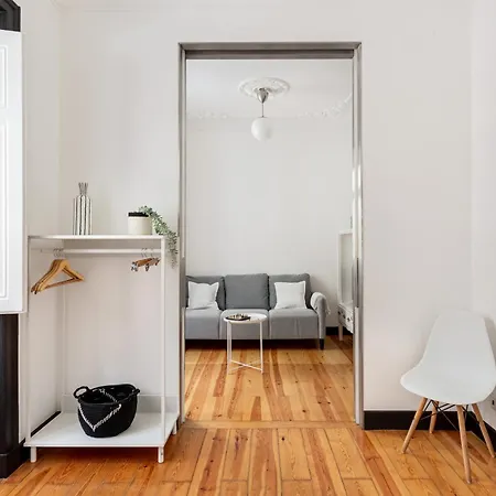 Pateo Renato Baptista 2-br In Arroios