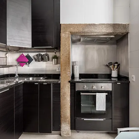 Apartment Pateo Renato Baptista 2-br In Arroios *